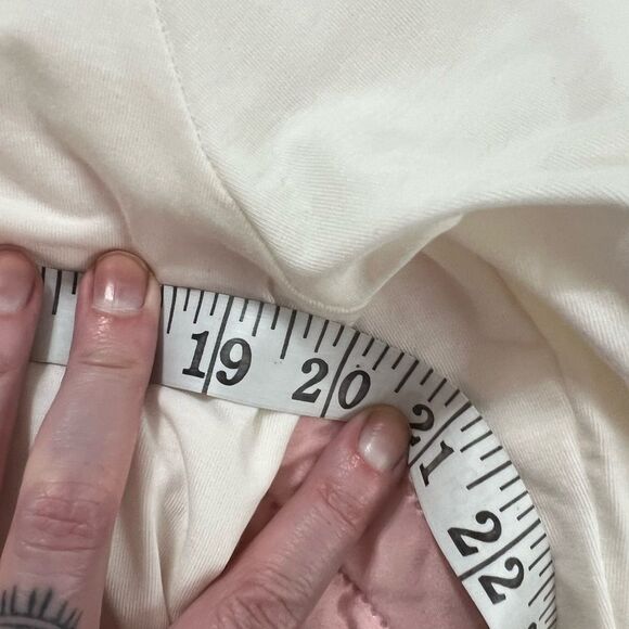 Peter Millar performance pullover quarter zip women medium cream embroidered - Picture 12 of 13